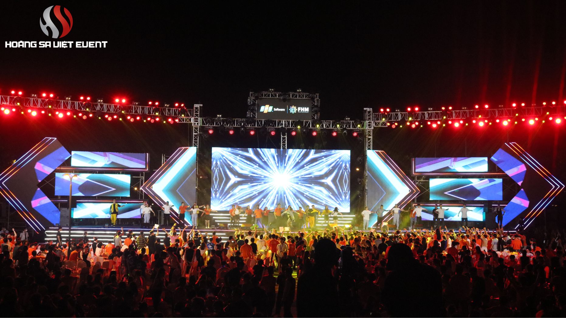 FHM SUMUP 2022 – ĐÊM HỘI SẮC MÀU