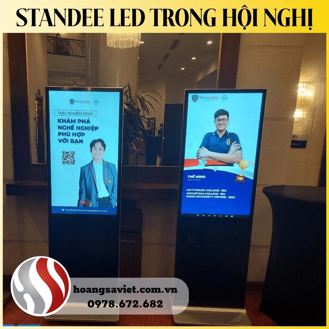 cho thue standee dien tu