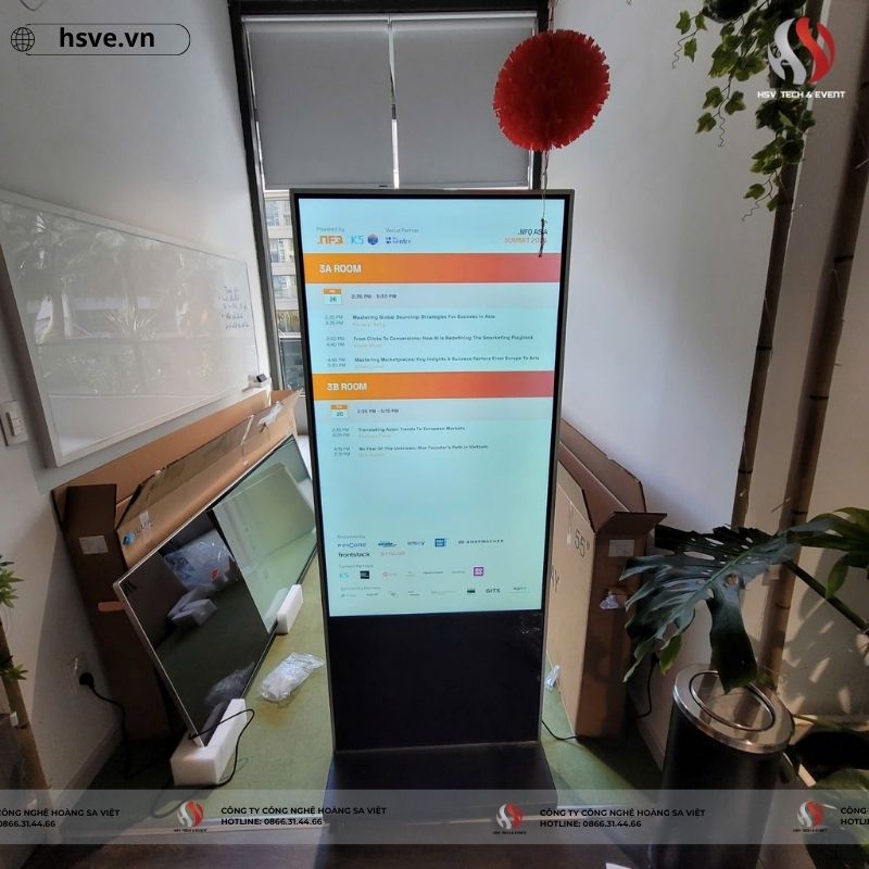 Dịch vụ thuê Standee LED tại HSVE