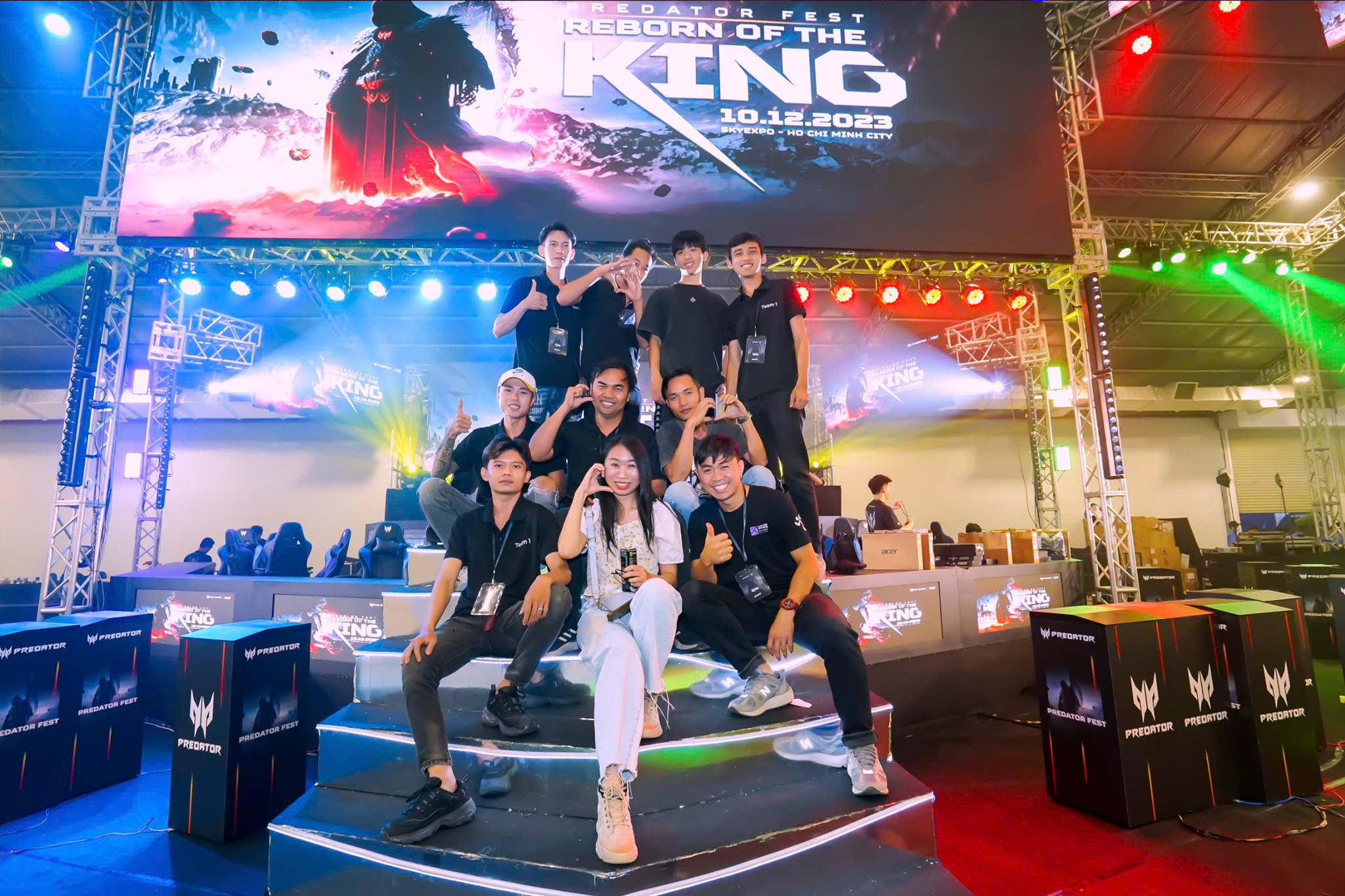 Hậu trường vận hành chuyên nghiệp phía sau một buổi lễ ra mắt sản phẩm thành công rực rỡ.