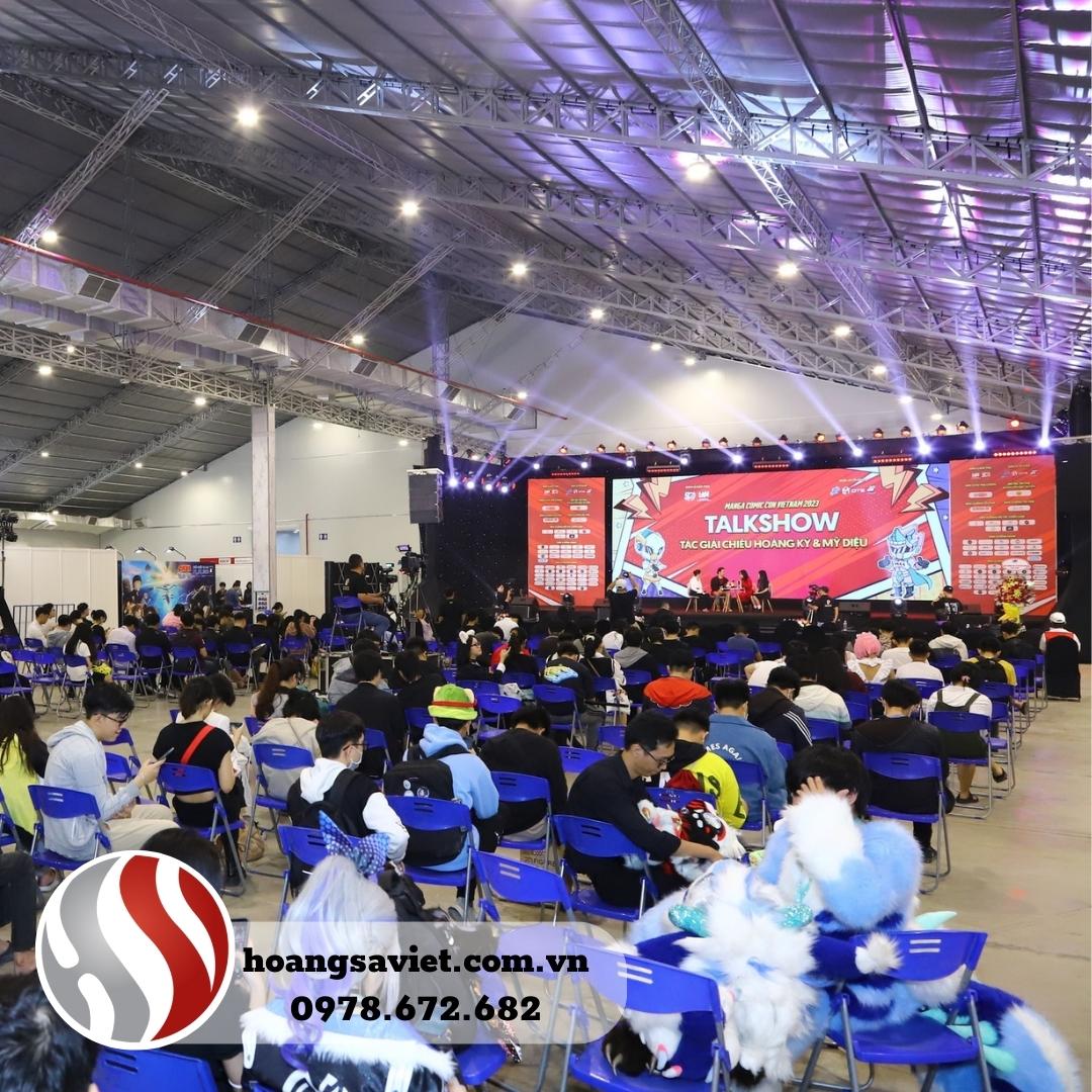 audience attending manga comic con 2023