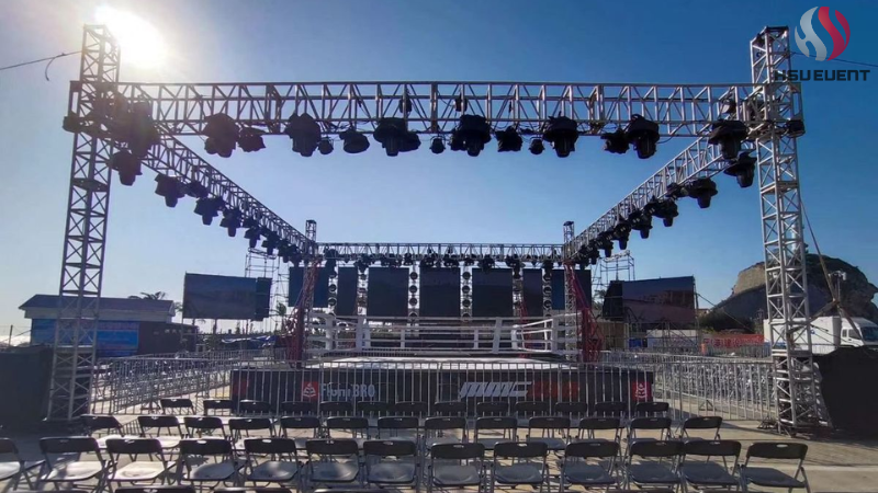 Khung truss nhôm chịu lực đảm bảo an toàn cho sân khấu sự kiện