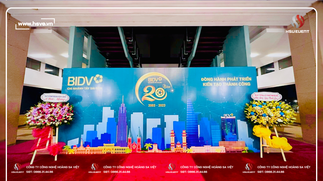 Tổ chức Lễ Kỷ Niệm Thành Lập