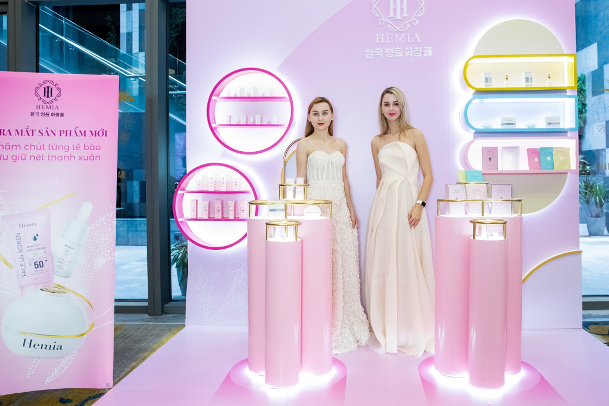 Toàn cảnh không gian lễ ra mắt sản phẩm hoành tráng do đội ngũ HSVE trực tiếp triển khai từ A–Z.