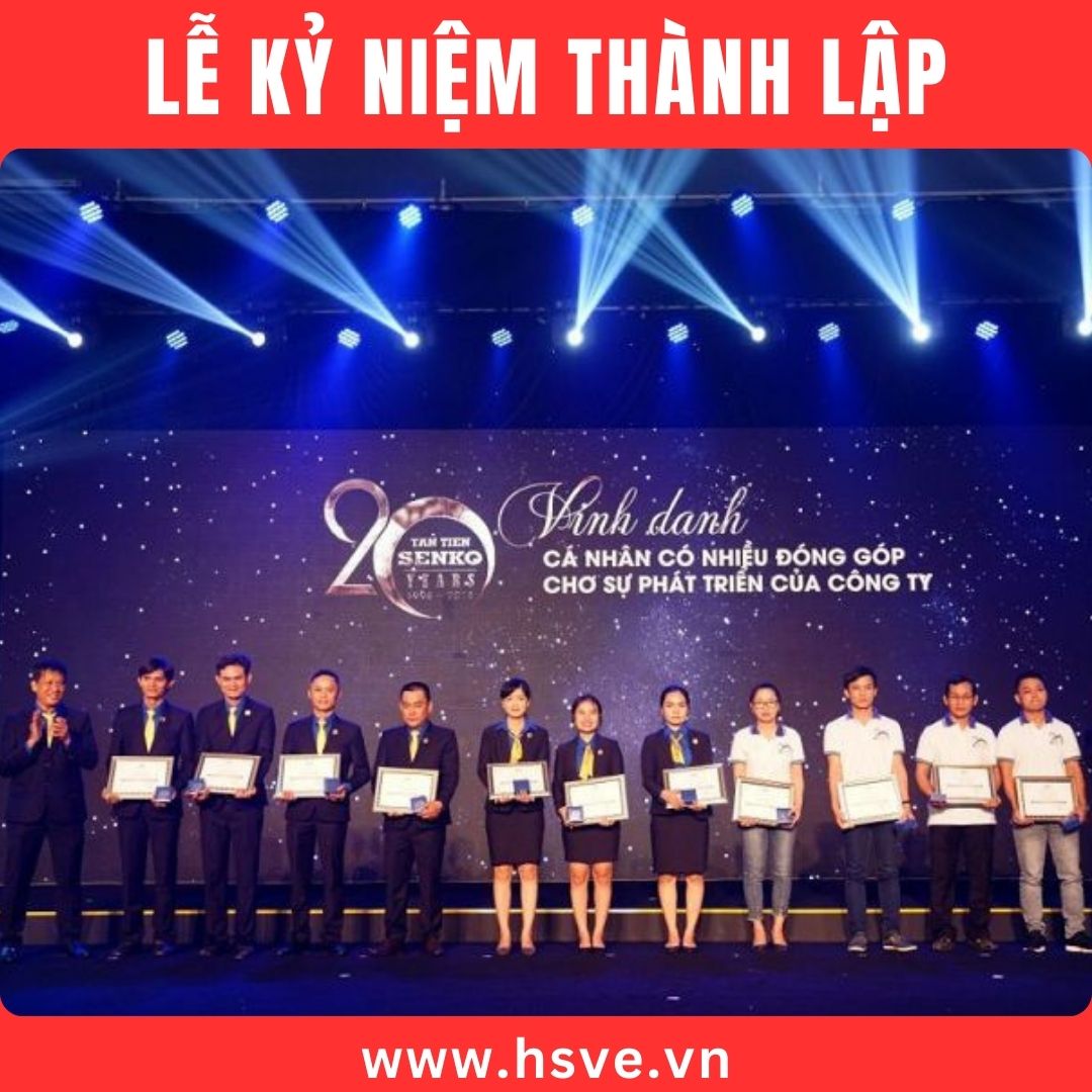 Vinh danh trong lễ kỷ niệm Vinh danh trong lễ kỷ niệm