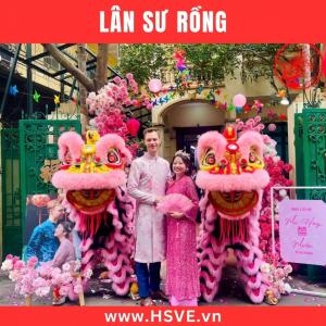 Lion Dance Team Performs at Weddings and Birthdays