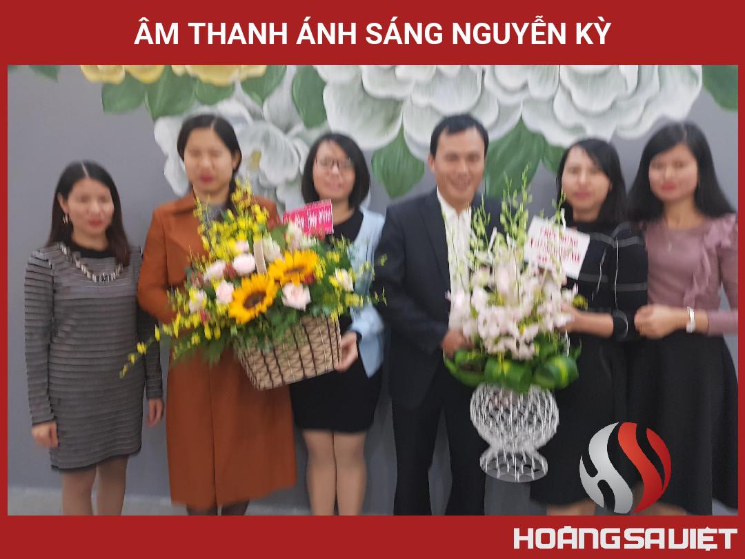 Âm Thanh Ánh Sáng Nguyễn Kỳ Âm Thanh Ánh Sáng Nguyễn Kỳ