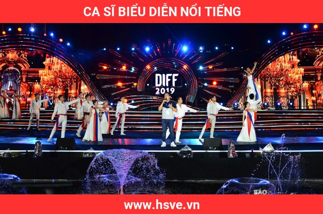 Ca Sĩ Biểu Diễn nổi tiếng Ca Sĩ Biểu Diễn nổi tiếng