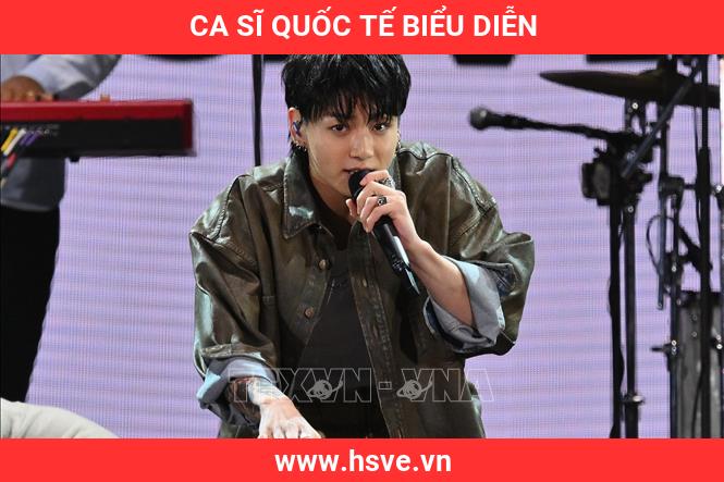 Ca Sĩ Quốc Tế biểu diễn Ca Sĩ Quốc Tế biểu diễn