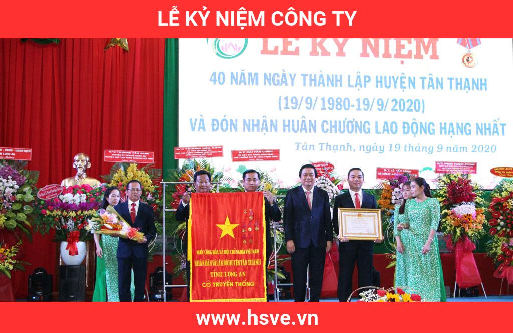 Lễ Kỷ Niệm Công Ty Lễ Kỷ Niệm Công Ty