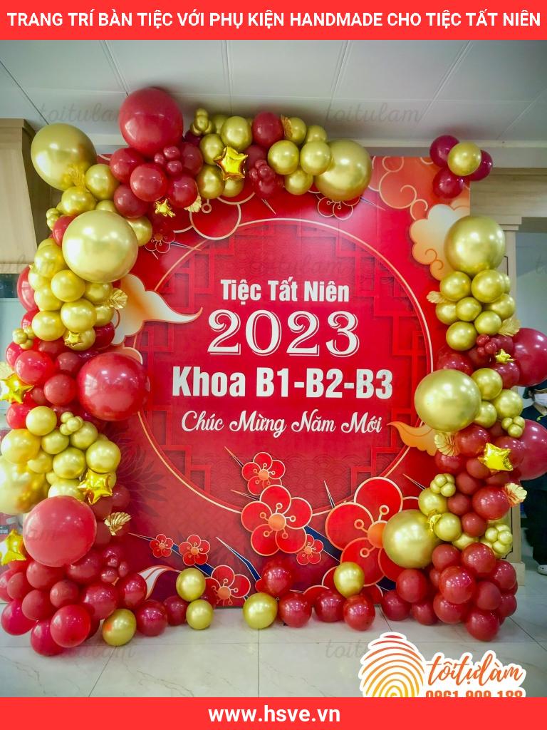 Trang trí bàn tiệc với phụ kiện handmade cho tiệc tất niên Trang trí bàn tiệc với phụ kiện handmade cho tiệc tất niên